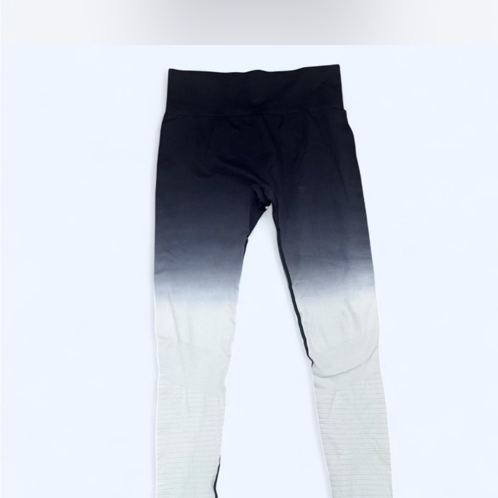 ZYIA Black and White Gradient Leggings High Waist